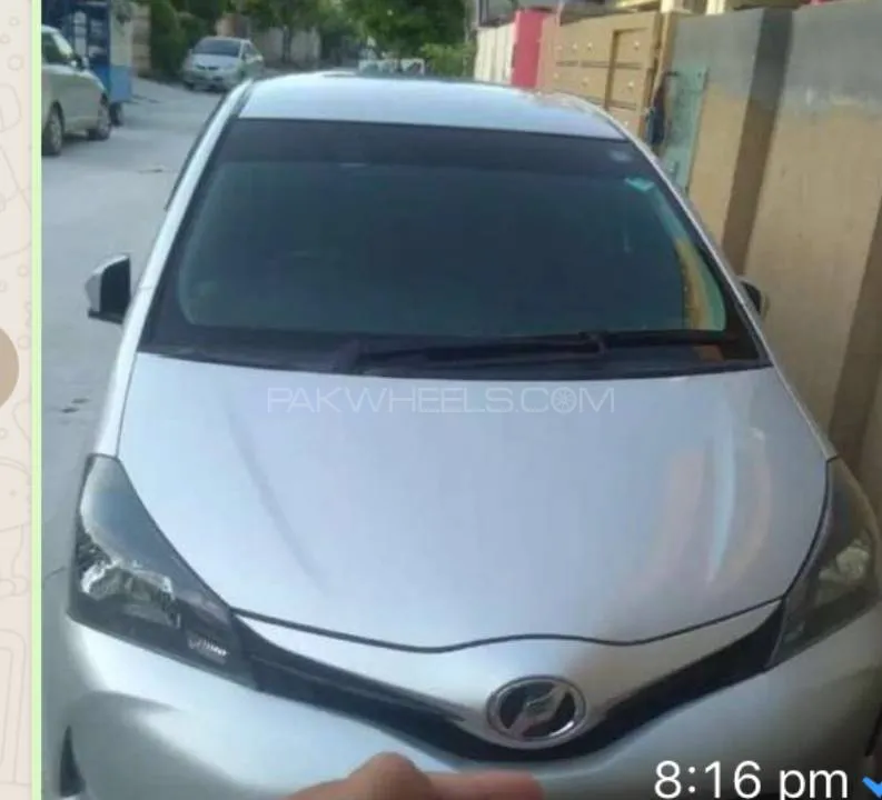 Toyota Vitz 2015 for Sale in Lahore Image-1