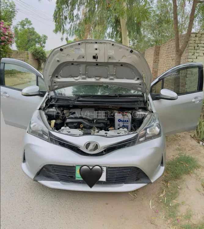 Toyota Vitz 2014 for Sale in Multan Image-1