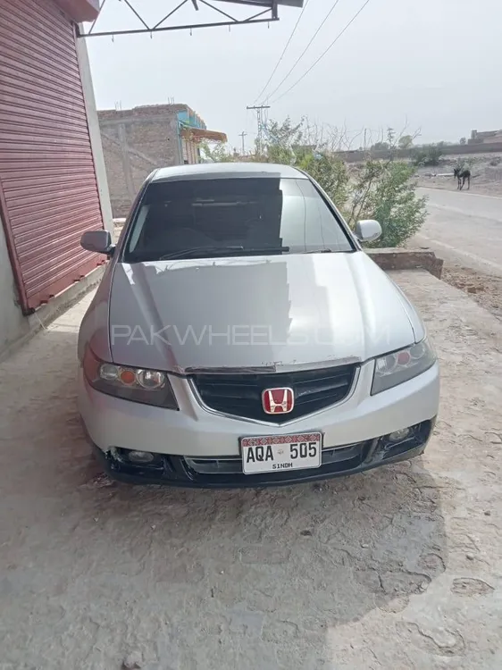 Honda Accord 2004 for Sale in Larkana Image-1