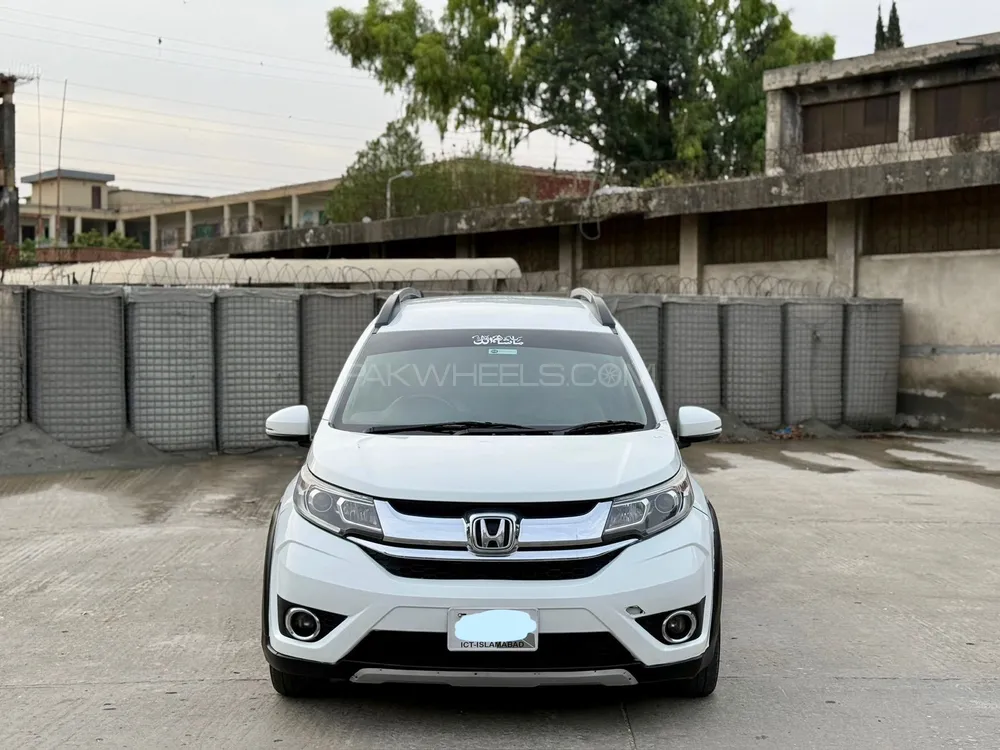 Honda BR-V 2018 for Sale in Islamabad Image-1