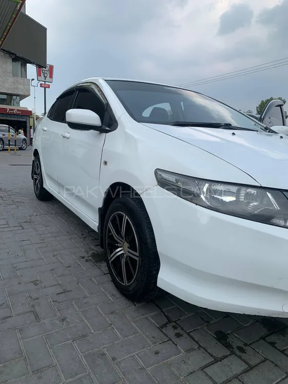Honda City 2011 for Sale in Islamabad Image-1
