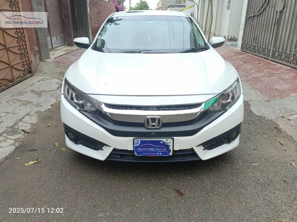 Honda Civic 2017 for Sale in Multan Image-1