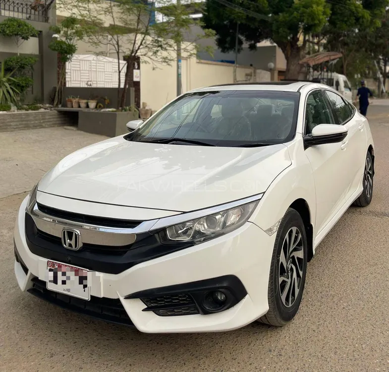 Honda Civic 2018 for Sale in Karachi Image-1