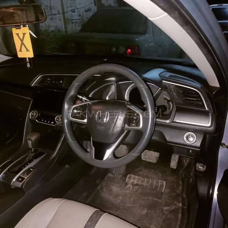 Honda Civic 2018 for Sale in Karachi Image-1