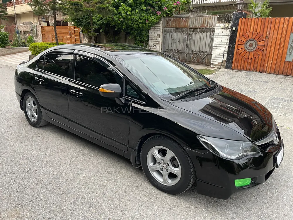 Honda Civic 2010 for Sale in Islamabad Image-1