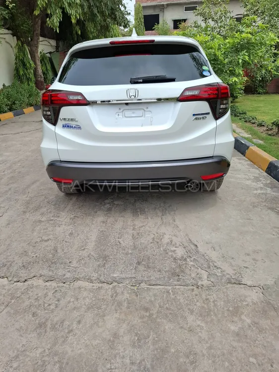 Honda Vezel 2019 for Sale in Lahore Image-1