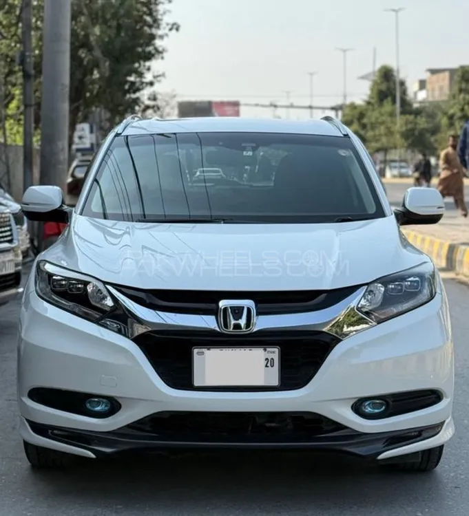 Honda Vezel 2014 for Sale in Lahore Image-1