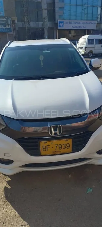 Honda Vezel 2015 for Sale in D.G.Khan Image-1