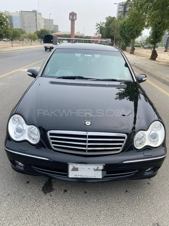 Mercedes Benz C Class 2001 for Sale in Lahore Image-1