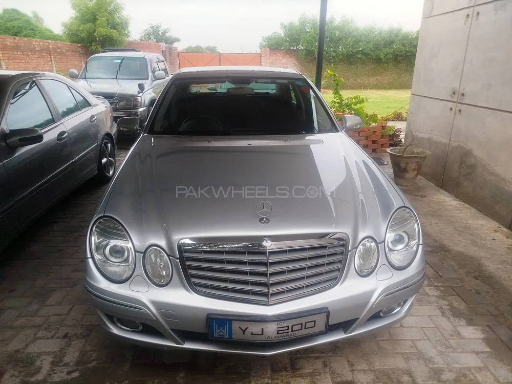 Mercedes Benz E Class 2007 for Sale in Lahore Image-1
