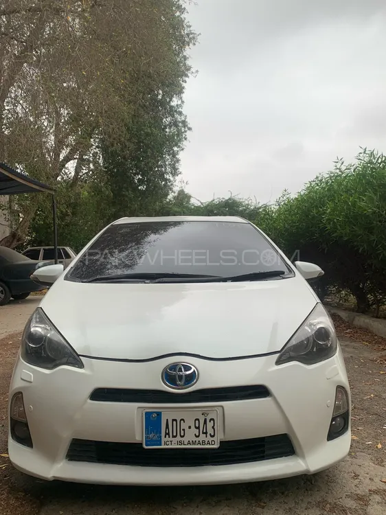 Toyota Aqua 2012 for Sale in Karachi Image-1
