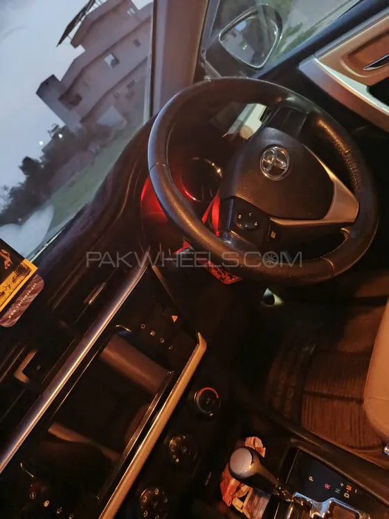 Toyota Corolla 2015 for Sale in Lahore Image-1