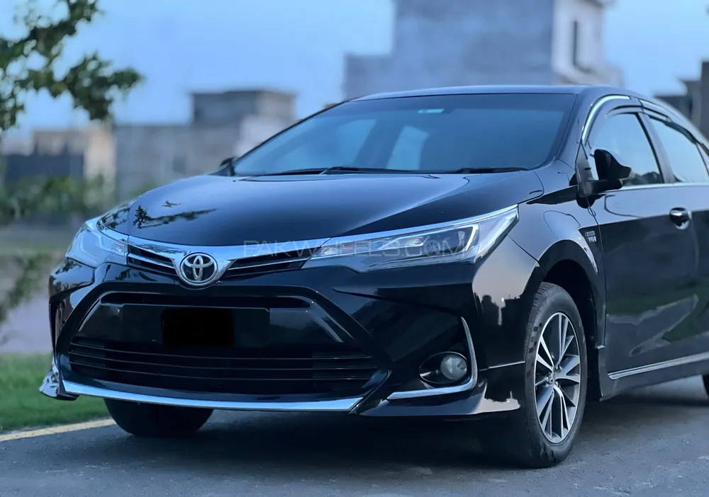 Toyota Corolla 2020 for Sale in Lahore Image-1