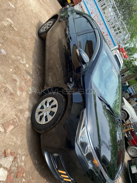 Toyota Corolla 2019 for Sale in Jaranwala Image-1
