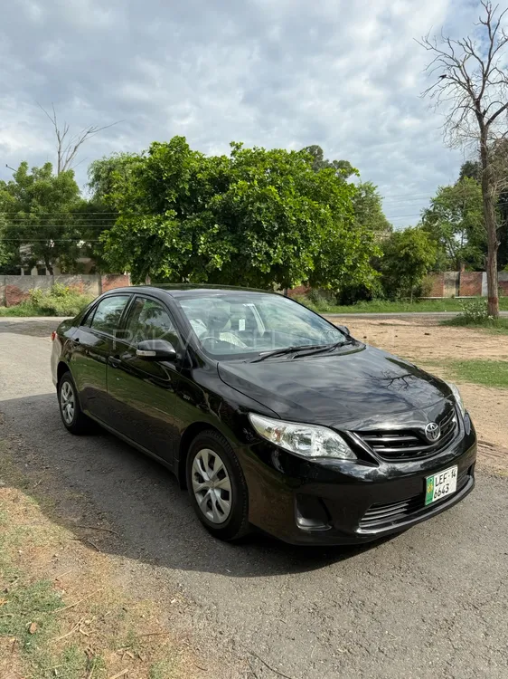 Toyota Corolla 2014 for Sale in Sargodha Image-1