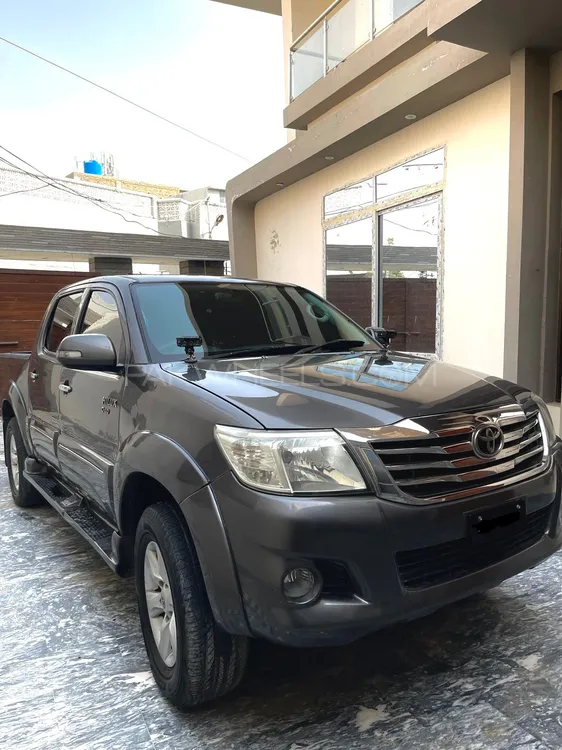 Toyota Hilux 2012 for Sale in Karachi Image-1