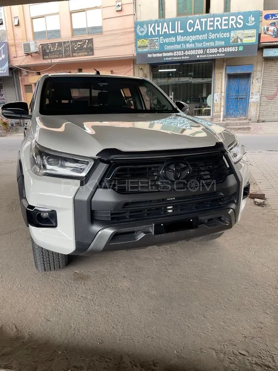 Toyota Hilux 2018 for Sale in Islamabad Image-1