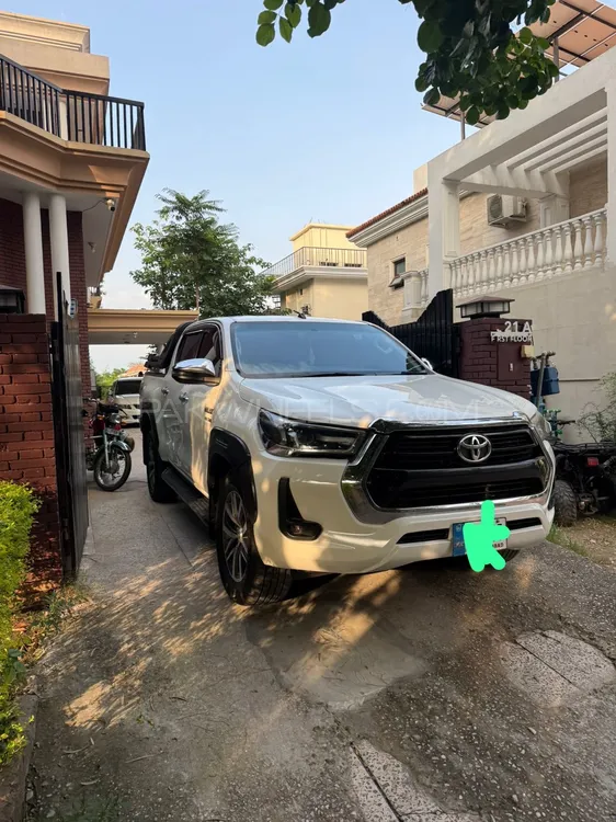 Toyota Hilux 2018 for Sale in Islamabad Image-1