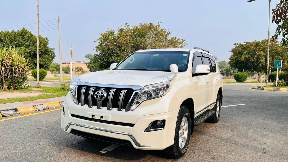 Toyota Prado 2012 for Sale in Jhang Image-1