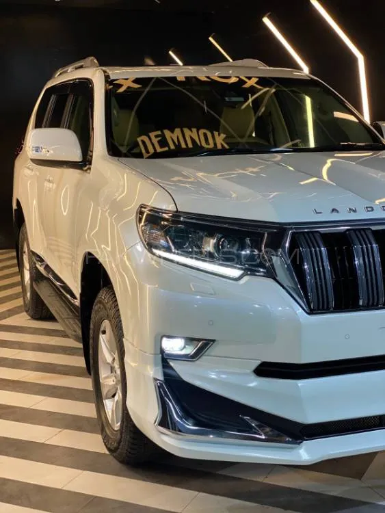 Toyota Prado 2017 for Sale in Lahore Image-1