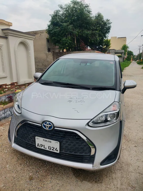 Toyota Sienta 2019 for Sale in Sialkot Image-1