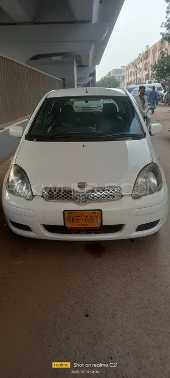 Toyota Vitz 2002 for Sale in Karachi Image-1