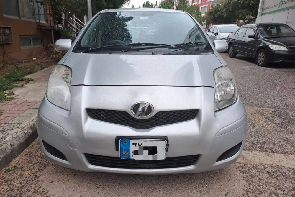 Toyota Vitz 2009 for Sale in Islamabad Image-1
