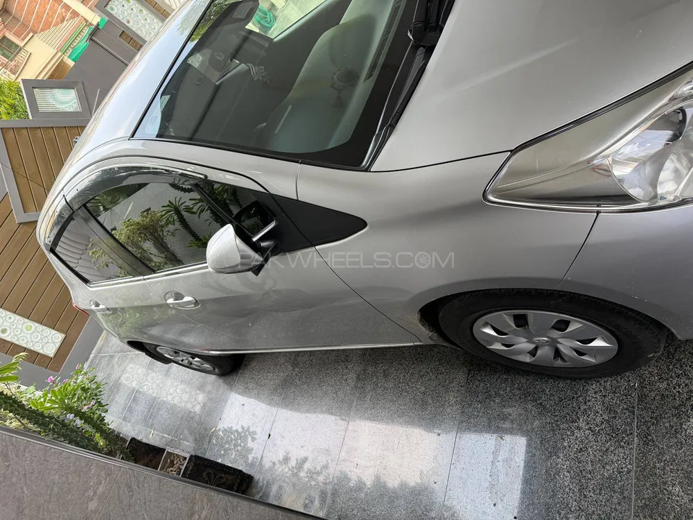 Toyota Vitz 2023 for Sale in Gujranwala Image-1