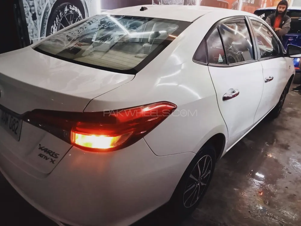 Toyota Yaris Sedan 2020 for Sale in Lahore Image-1