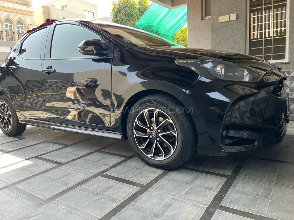 Toyota Yaris Hatchback 2020 for Sale in Lahore Image-1