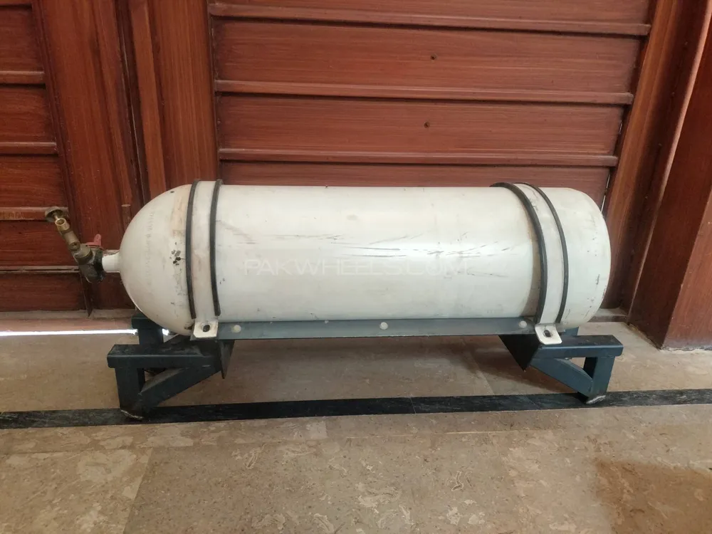 CNG clynder Image-1