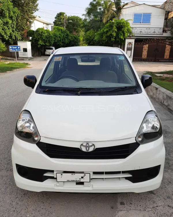 Toyota Pixis Epoch 2014 for Sale in Islamabad Image-1