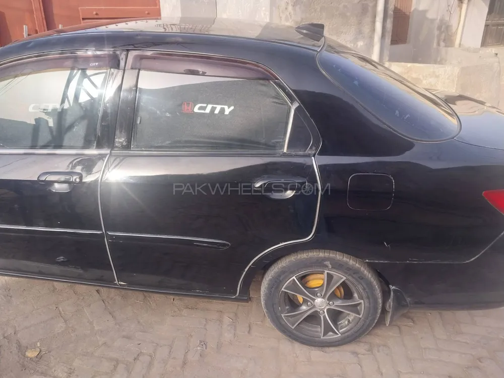 Honda City 2004 for Sale in Sillanwali Image-1