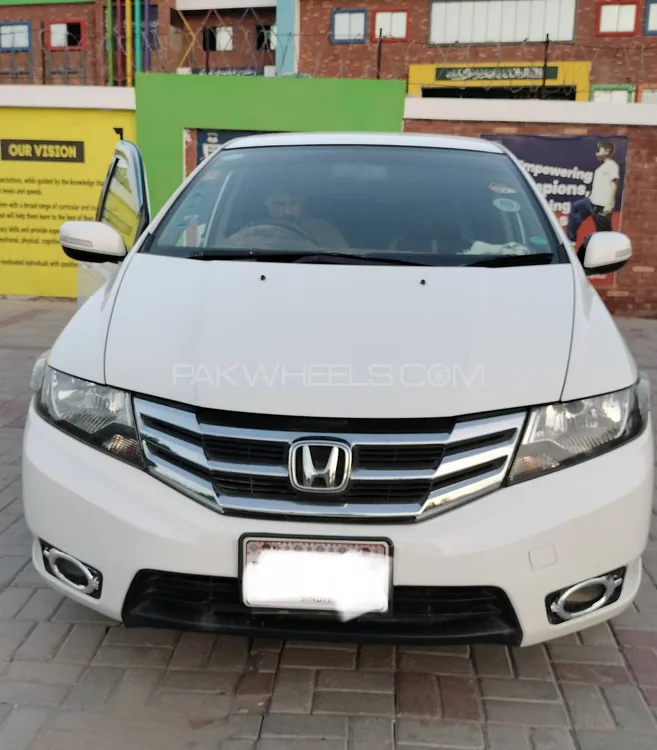 Honda City 2015 for Sale in Rahim Yar Khan Image-1