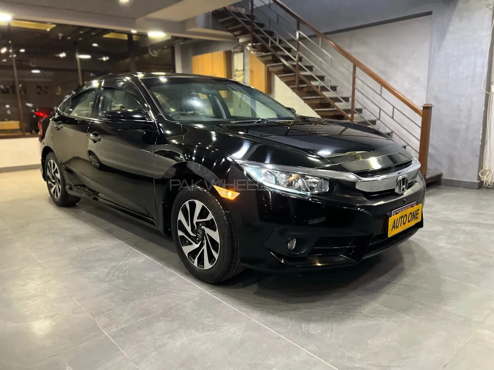 Honda Civic 2017 for Sale in Karachi Image-1