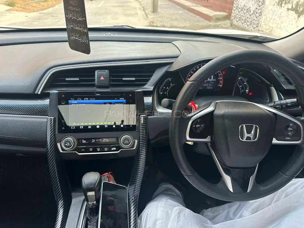 Honda Civic 2017 for Sale in Karachi Image-1