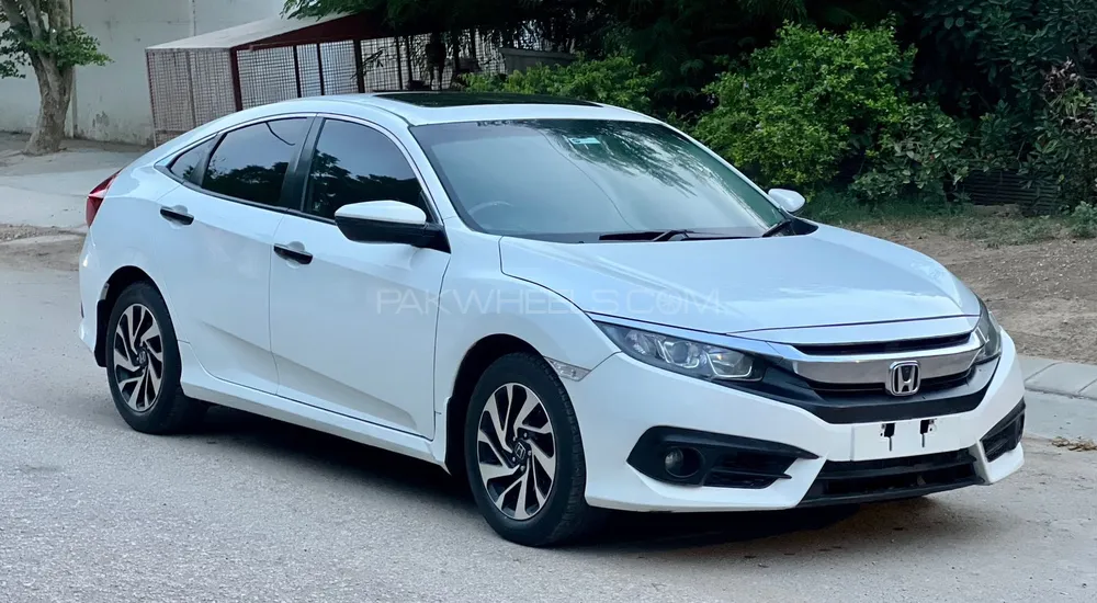 Honda Civic 2018 for Sale in Karachi Image-1
