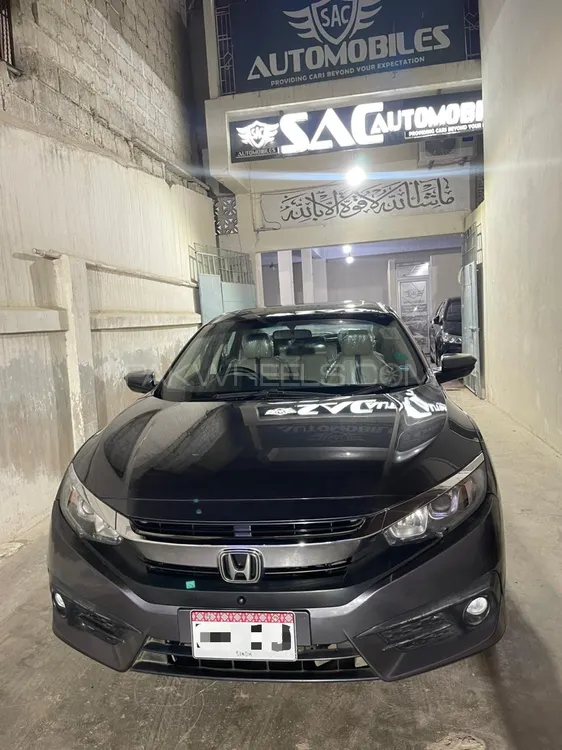 Honda Civic 2018 for Sale in Karachi Image-1