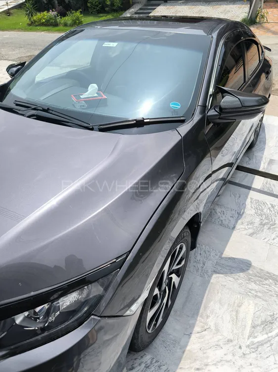 Honda Civic 2018 for Sale in Lahore Image-1
