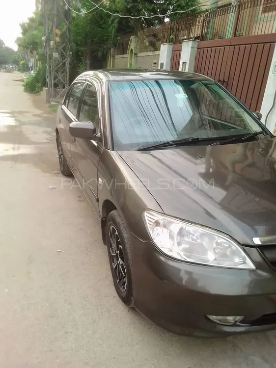 Honda Civic 2004 for Sale in Lahore Image-1