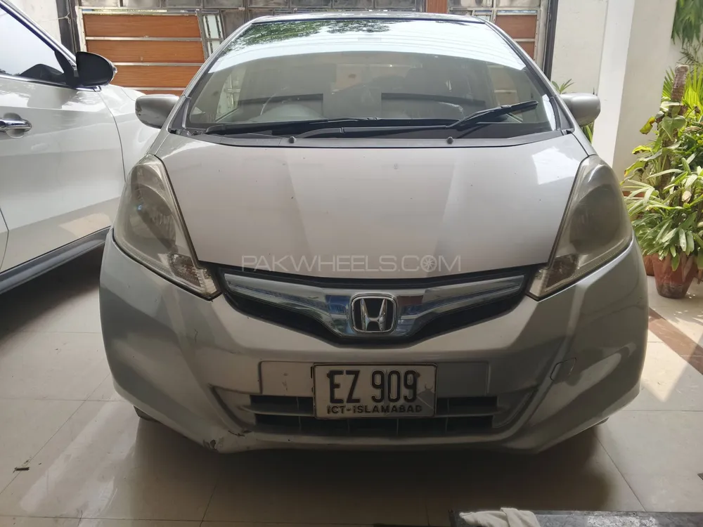 Honda Fit 2012 for Sale in Lahore Image-1