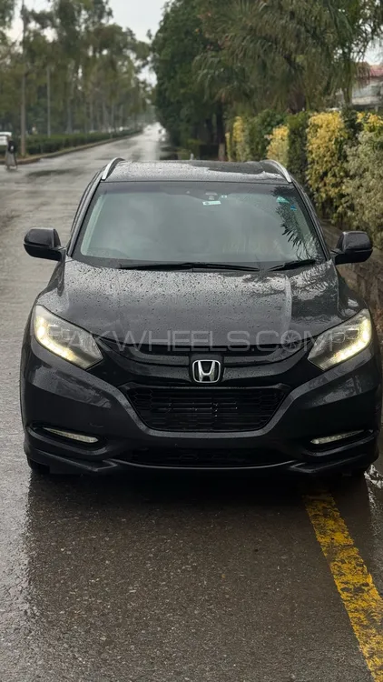 Honda Vezel 2014 for Sale in Peshawar Image-1