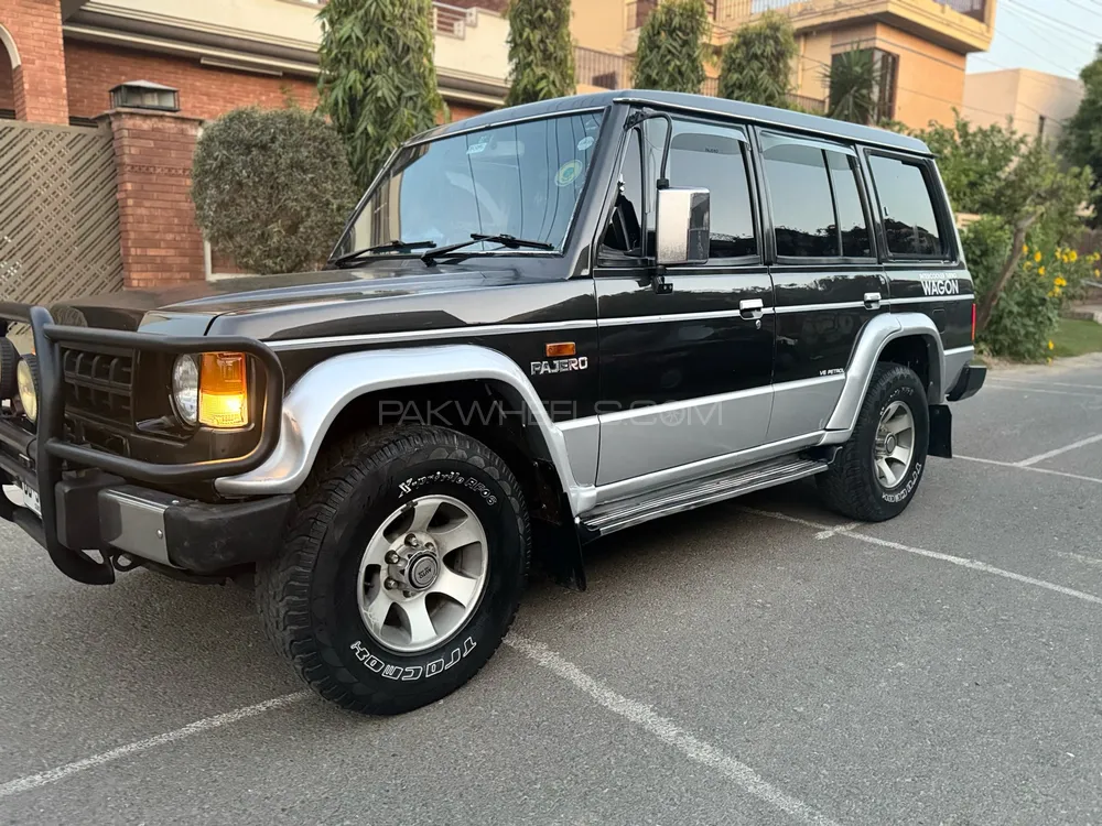 Mitsubishi Pajero 1986 for Sale in Lahore Image-1