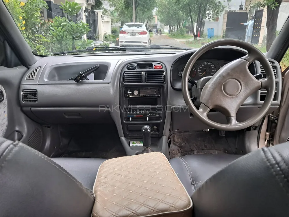 Suzuki Baleno 2004 for Sale in Sahiwal Image-1