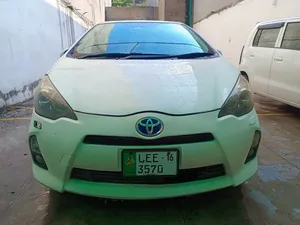 Toyota Aqua S 2013 for Sale