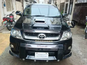Toyota Hilux D-4D Automatic 2011 for Sale