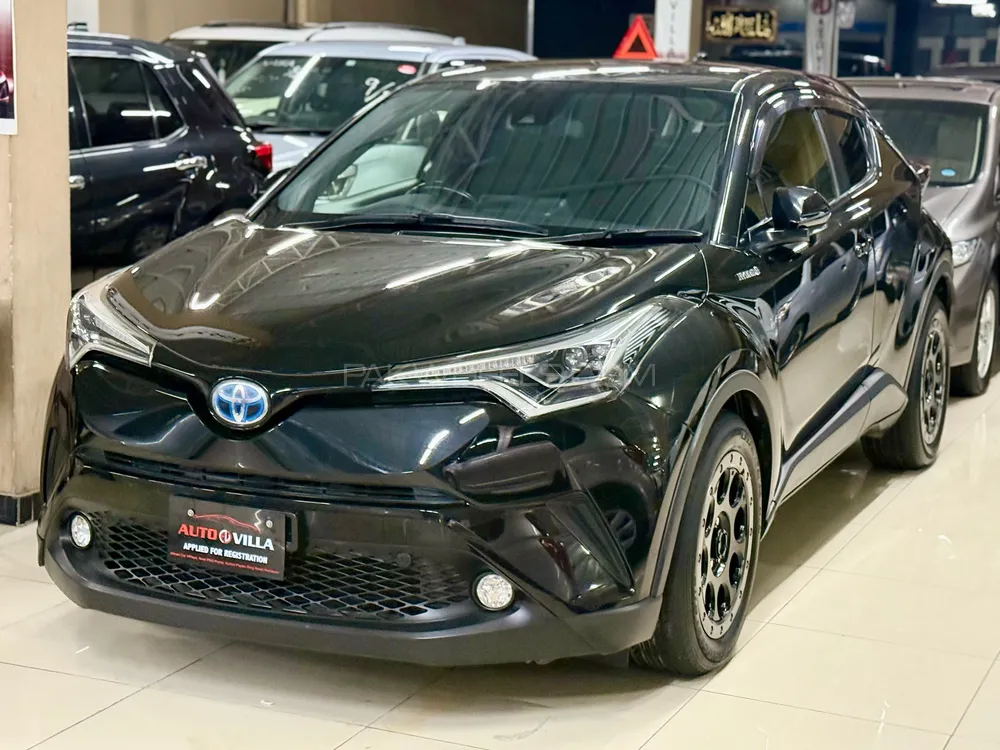 Toyota C-HR 2018 for Sale in Peshawar Image-1