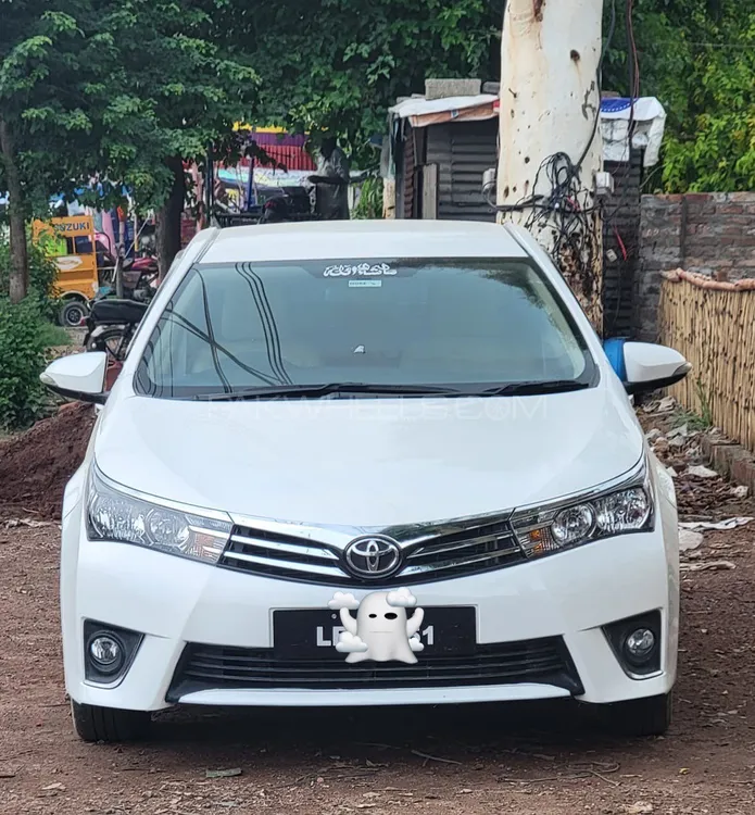 Toyota Corolla 2015 for Sale in Phalia Image-1