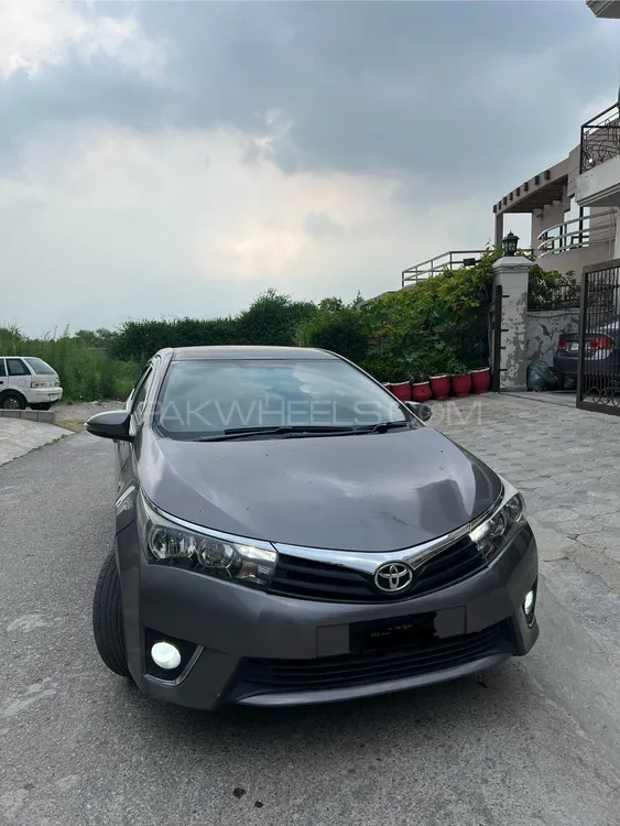 Toyota Corolla 2016 for Sale in Islamabad Image-1