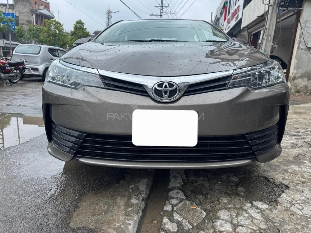 Toyota Corolla 2018 for Sale in Lahore Image-1